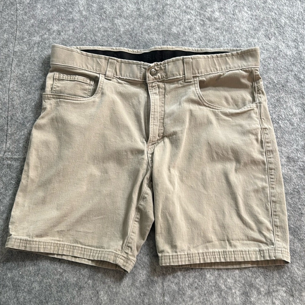 Origin men’s shorts size 40 1-0069